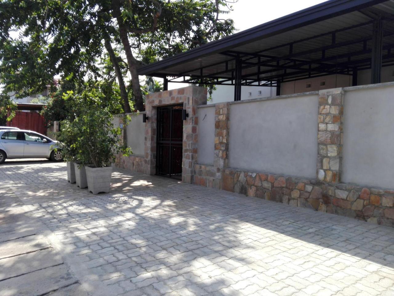 Urban Lodge Buyumbura Exterior foto